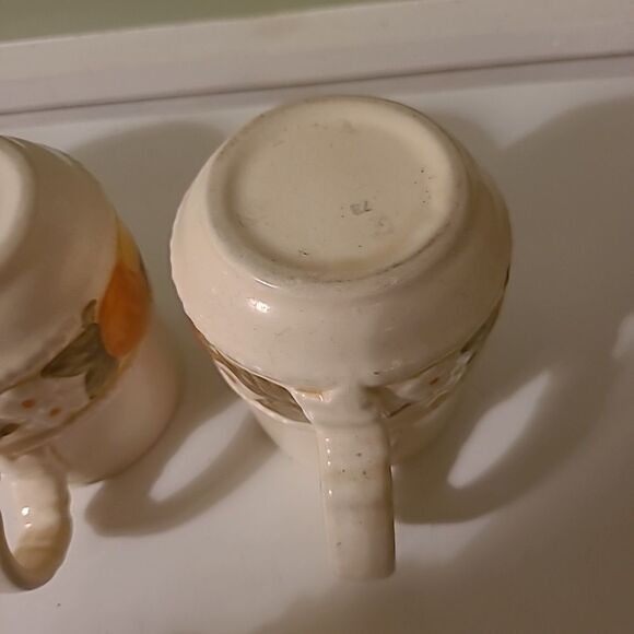 Set of Four Metlox Mugs - Picture 8 of 11